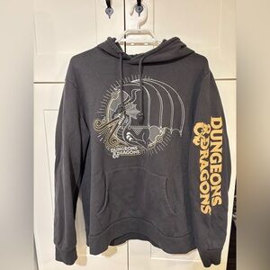 Unisex Dungeons & Dragons sweater ￼